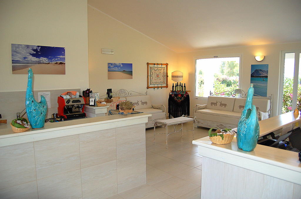 Hotel Budoni Beach Exterior foto